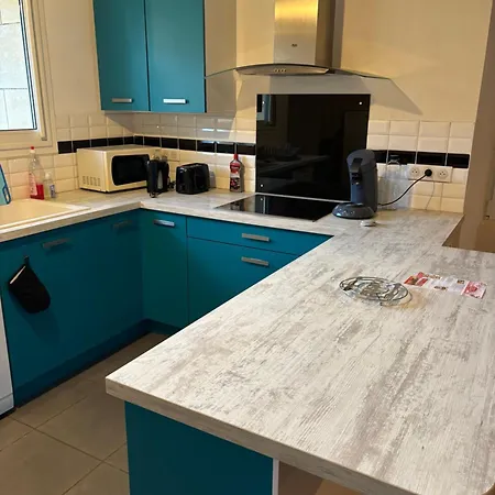 Raynal בית נופש *